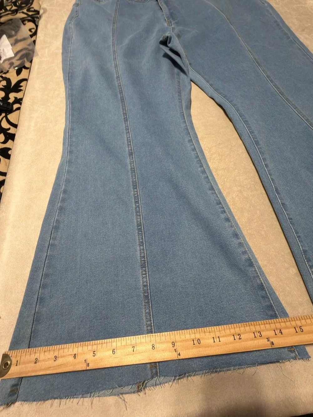 Cider Wide Flare Leg Women's Button Fly Light Wash Jeans. Women’s Size 3XL Short